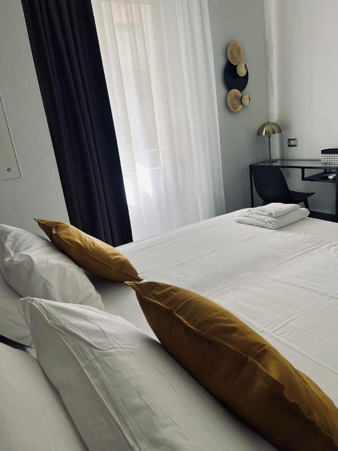 Smart Rooms Napoli Eksteriør billede