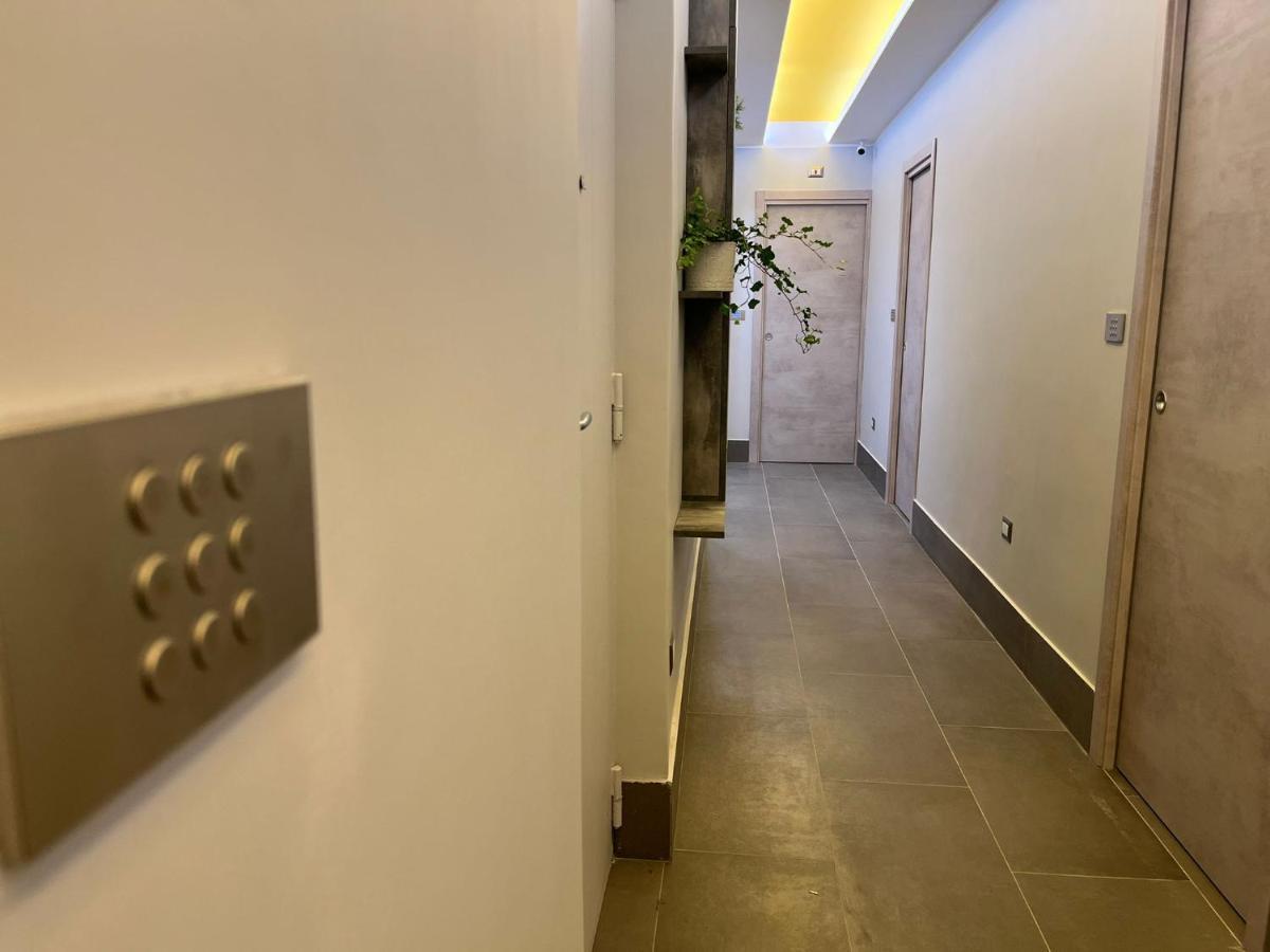 Smart Rooms Napoli Eksteriør billede