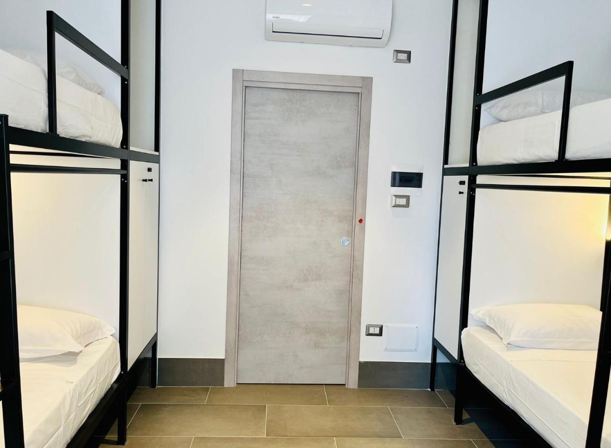 Smart Rooms Napoli Eksteriør billede